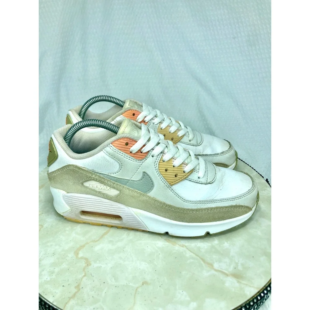 Nike Air Max 90 Low Top Shoes Women 8 White Tan Coral Streetwear Sporty Sneakers